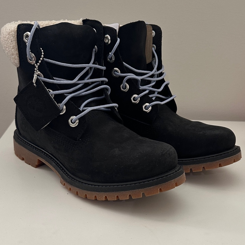 Timberland PREMIUM Black Winter Boots (Waterproof) with Shearling Lining